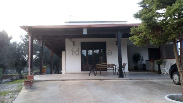 casa indipendente in vendita a Torre Santa Susanna