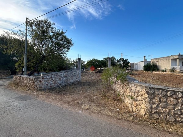 casa indipendente in vendita a Villa Castelli