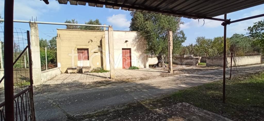 casa indipendente in vendita a Villa Castelli in zona Antoglia