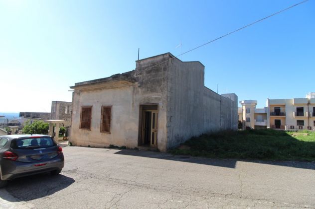 casa indipendente in vendita a Villa Castelli