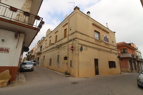 casa indipendente in vendita a Villa Castelli