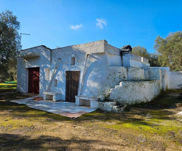 casa indipendente in vendita a Villa Castelli