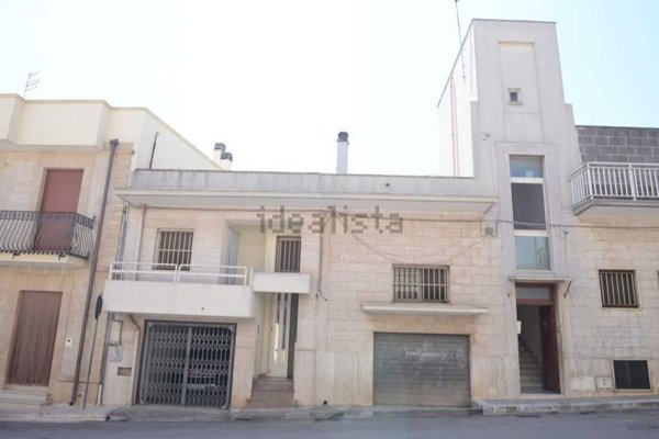 casa indipendente in vendita a Villa Castelli