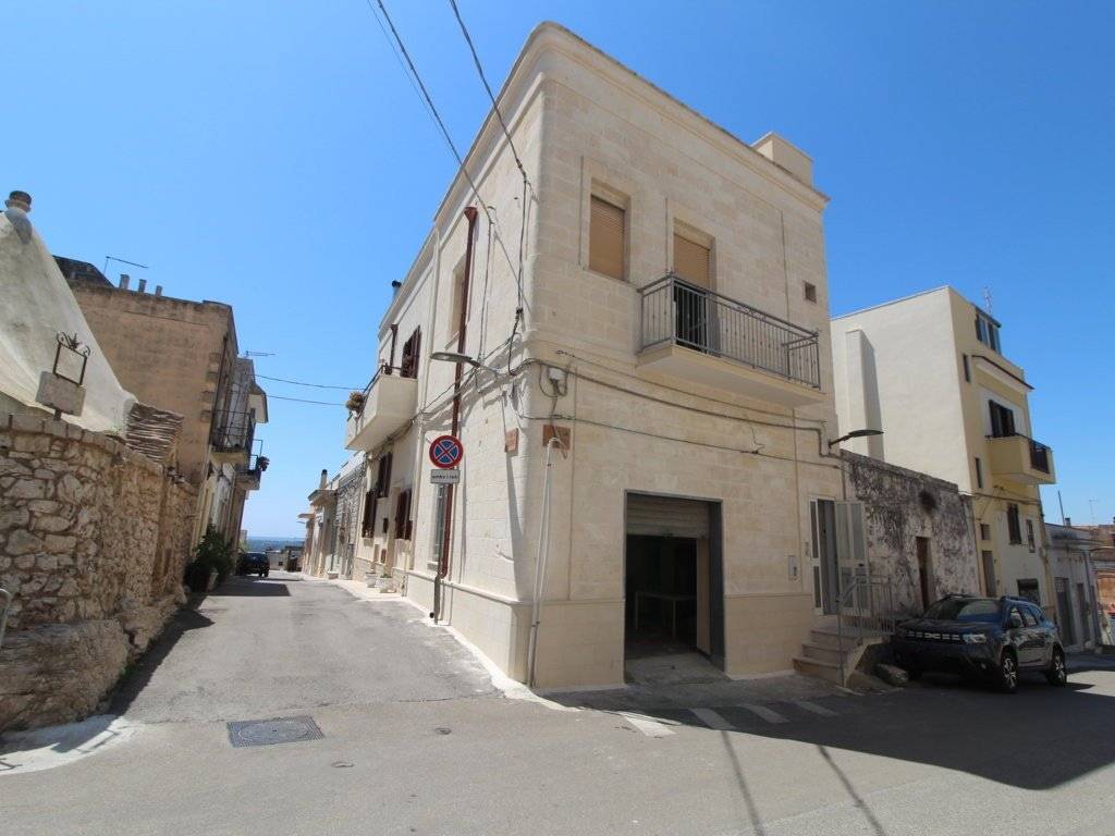 casa indipendente in vendita a Villa Castelli