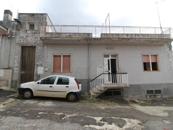 casa indipendente in vendita a Villa Castelli