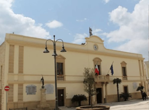 ufficio in vendita a Villa Castelli