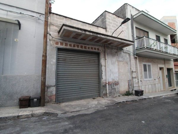 casa indipendente in vendita a Villa Castelli