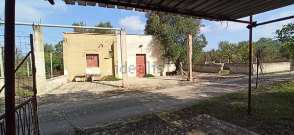 casa indipendente in vendita a Villa Castelli in zona Antoglia