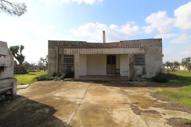 casa indipendente in vendita a Villa Castelli