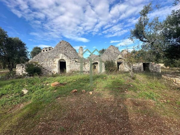 casa indipendente in vendita a Villa Castelli