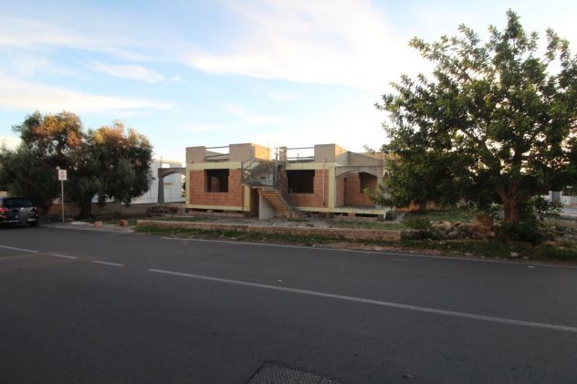 casa indipendente in vendita a Villa Castelli