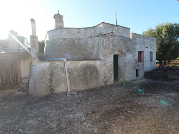 casa indipendente in vendita a Villa Castelli