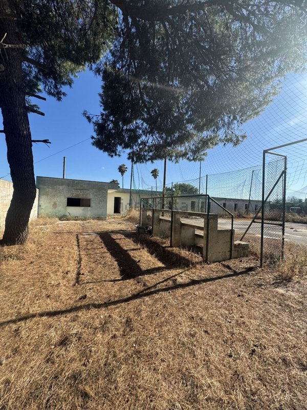 casa indipendente in vendita a Villa Castelli