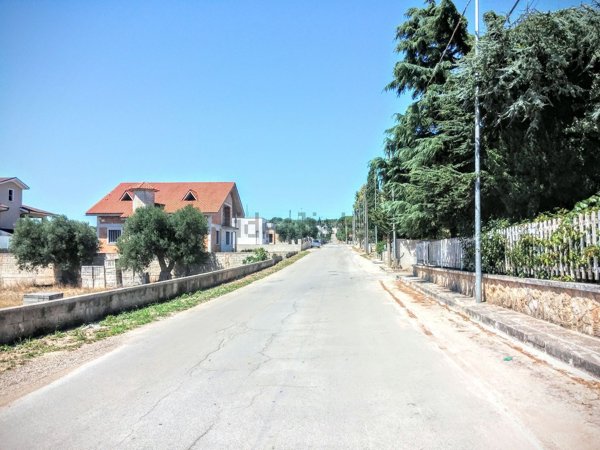 casa indipendente in vendita a Villa Castelli