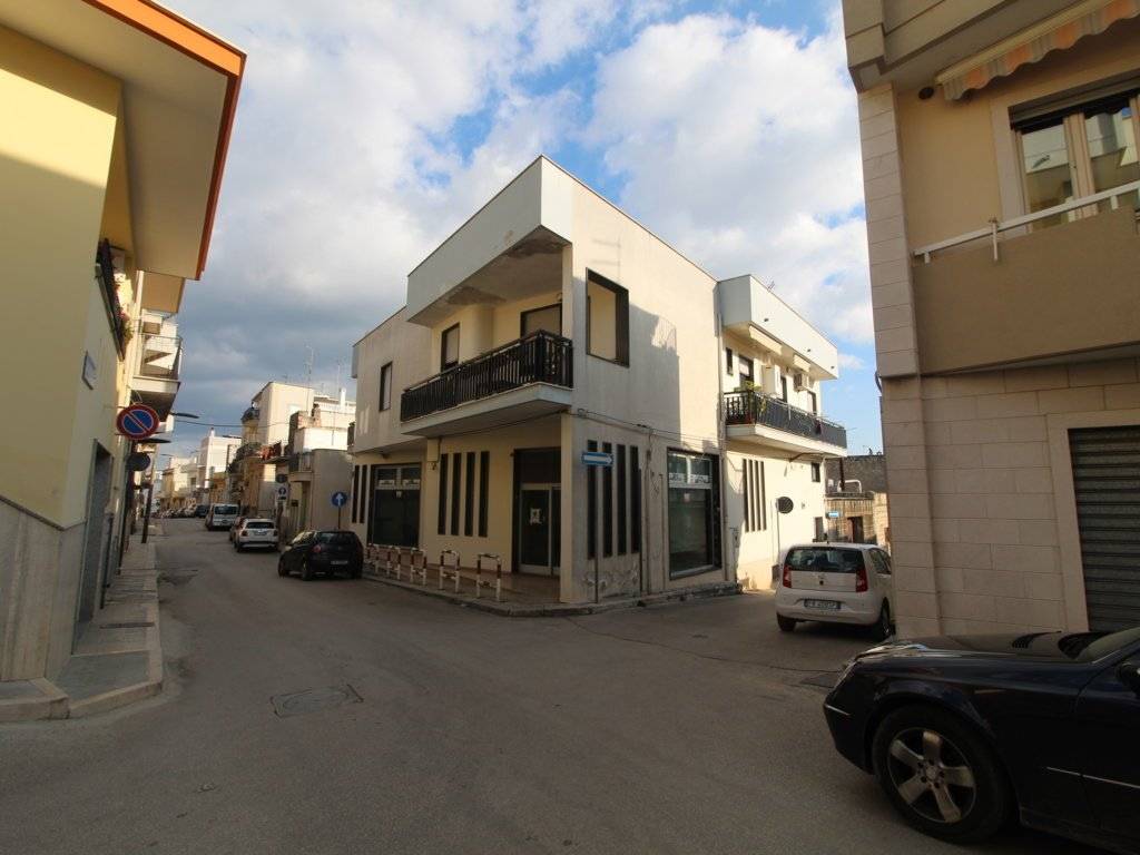 casa indipendente in vendita a Villa Castelli