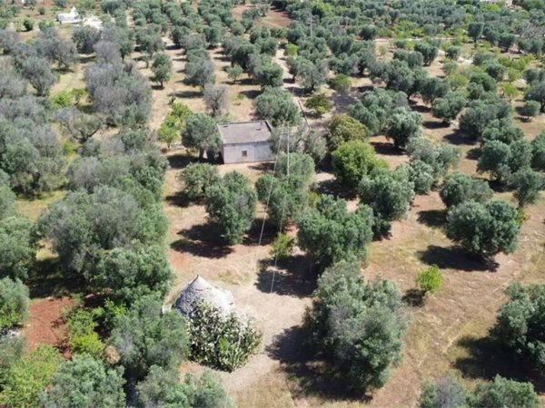 casa indipendente in vendita a Villa Castelli