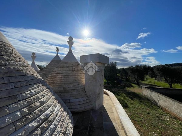 casa indipendente in vendita a Villa Castelli