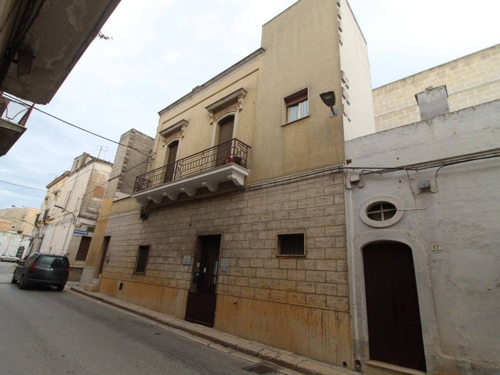 casa indipendente in vendita a Villa Castelli