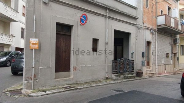 casa indipendente in vendita a Villa Castelli