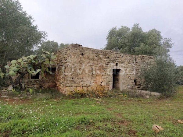 casa indipendente in vendita a Villa Castelli