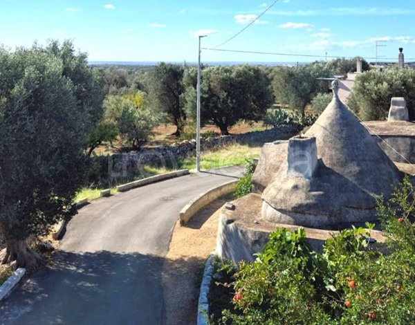 casa indipendente in vendita a Villa Castelli