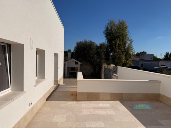 casa indipendente in vendita a Villa Castelli