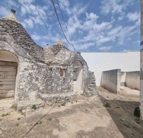 casa indipendente in vendita a Villa Castelli