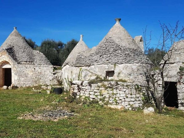 casa indipendente in vendita a Villa Castelli