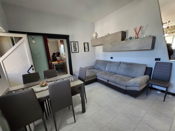 casa indipendente in vendita a Villa Castelli