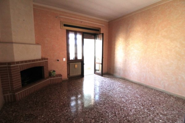 casa indipendente in vendita a Villa Castelli