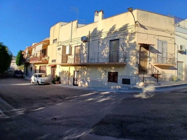 casa indipendente in vendita a Villa Castelli