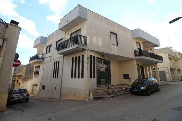 casa indipendente in vendita a Villa Castelli