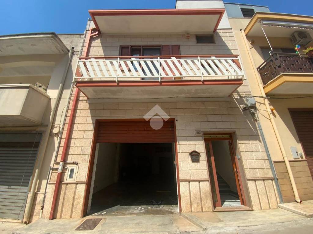 casa indipendente in vendita a Villa Castelli