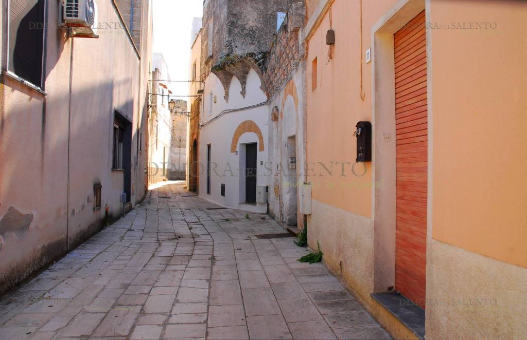 casa indipendente in vendita ad Alessano in zona Montesardo