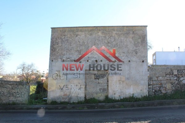 casa indipendente in vendita ad Alessano