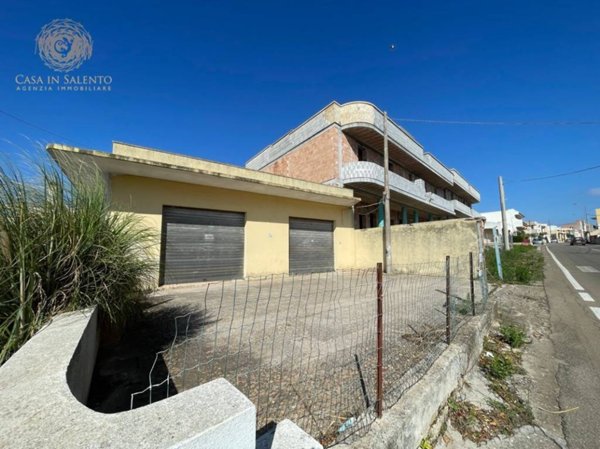 locale commerciale in vendita ad Alessano in zona Montesardo