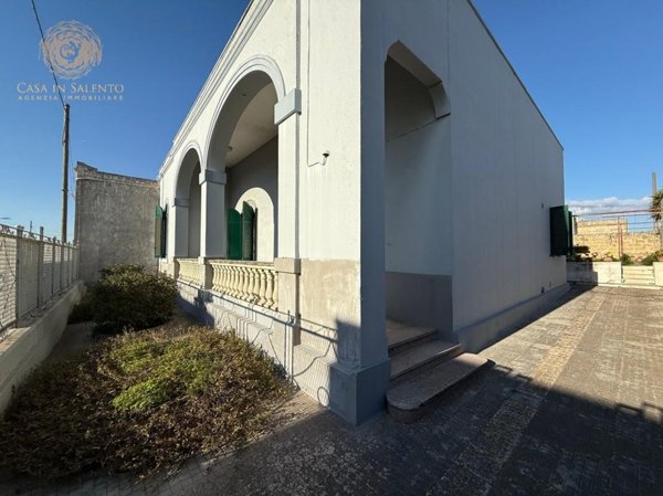 casa indipendente in vendita ad Alessano