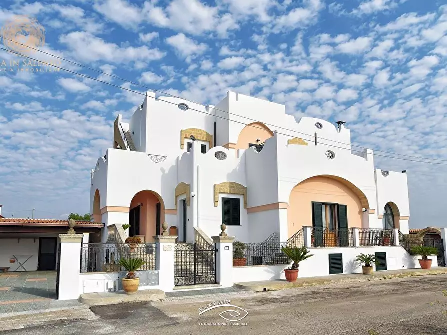 casa indipendente in vendita ad Alessano in zona Marina di Novaglie