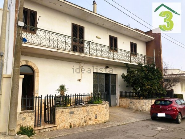 casa indipendente in vendita ad Alessano