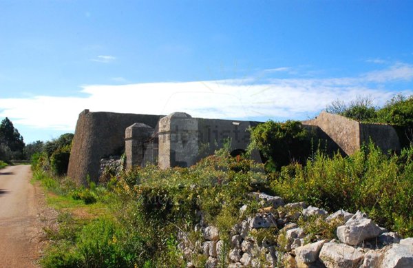 quadrivano in vendita ad Alessano