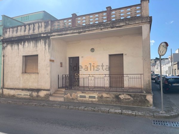 casa indipendente in vendita ad Alessano in zona Montesardo