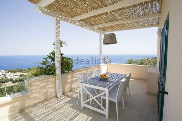 casa indipendente in vendita ad Alessano