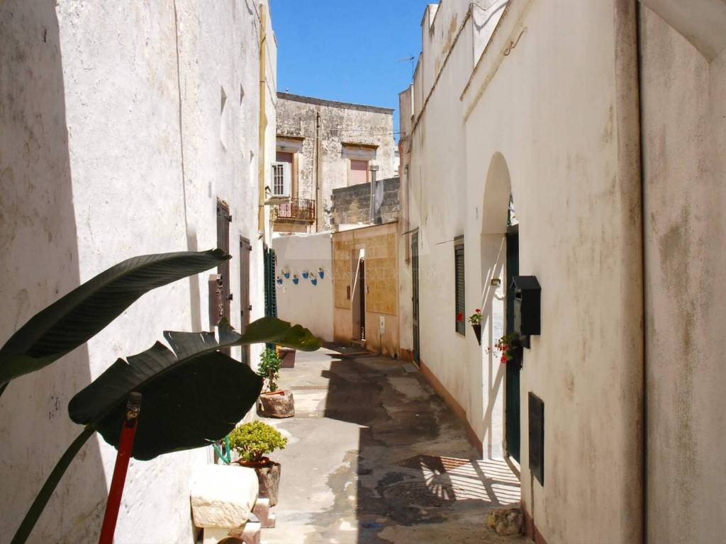 casa indipendente in vendita ad Alessano