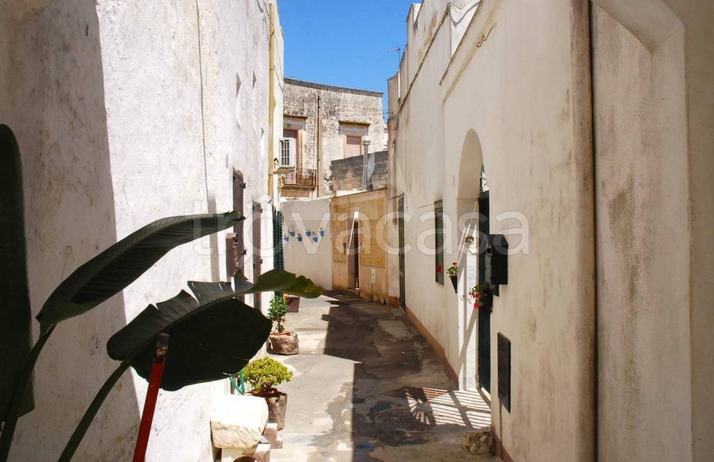 casa indipendente in vendita ad Alessano