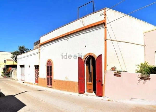 casa indipendente in vendita ad Alessano in zona Montesardo