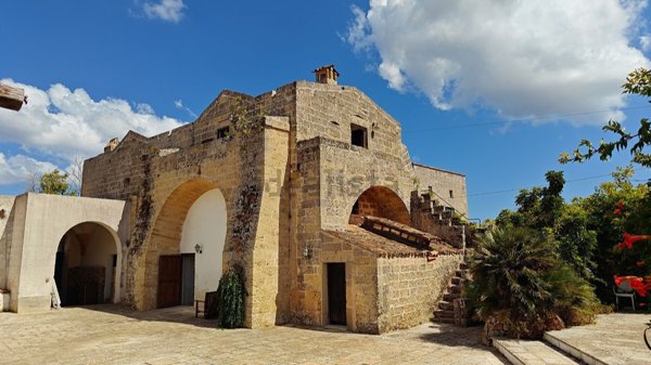 casa indipendente in vendita ad Alessano