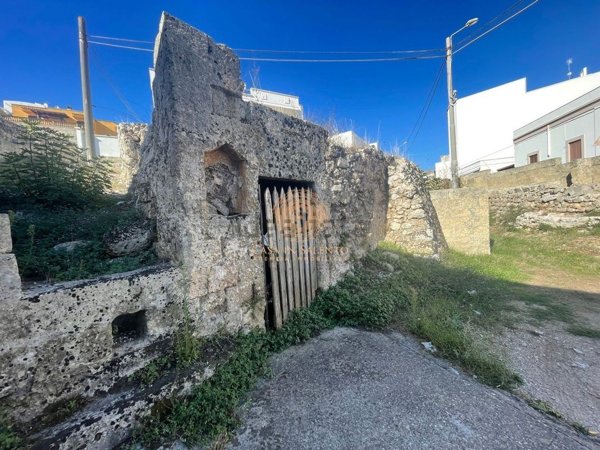 terreno edificabile in vendita ad Alessano