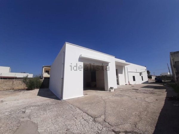 casa indipendente in vendita ad Alessano