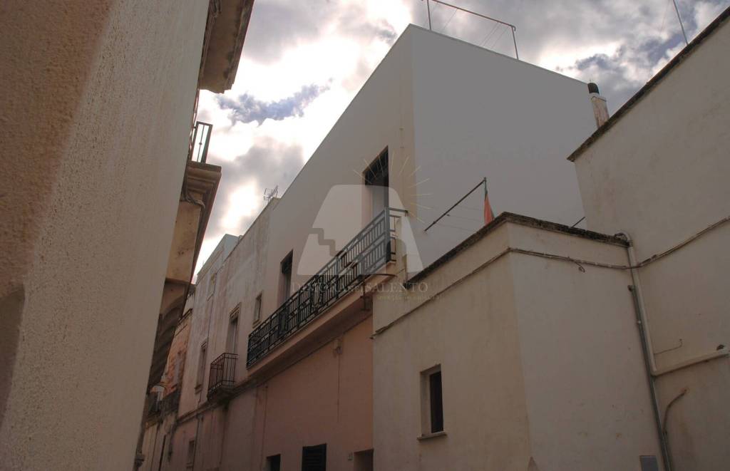 casa indipendente in vendita ad Alessano