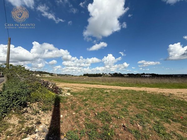 terreno edificabile in vendita ad Alessano